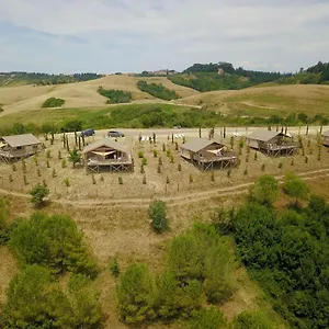 Glamping Diacceroni Luxe tent