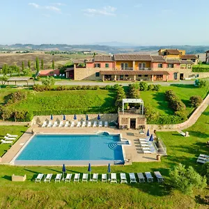 Pompilia Farm stay
